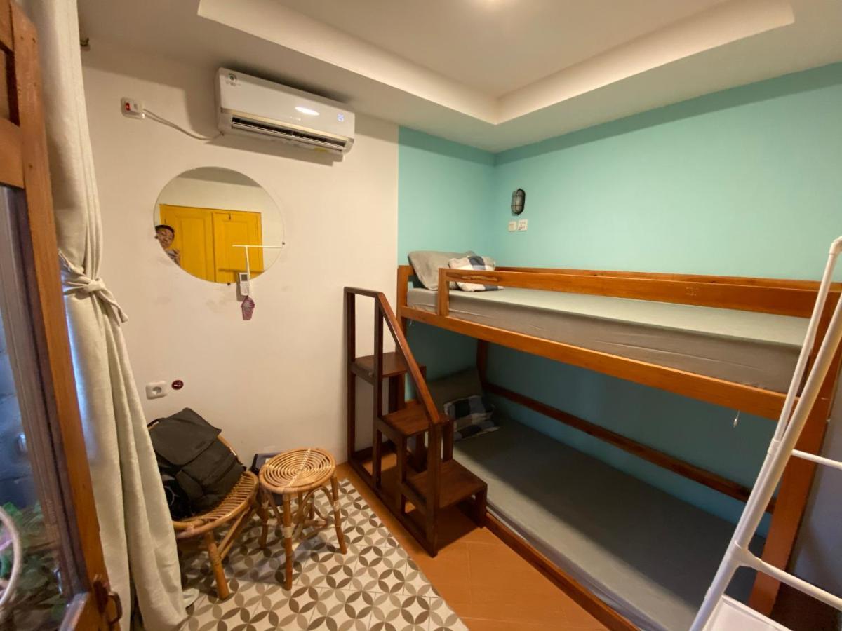 יוגיאקרטה Wonderloft Hostel Jogja מראה חיצוני תמונה